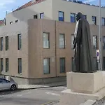 Light Brown Appartement Aveiro