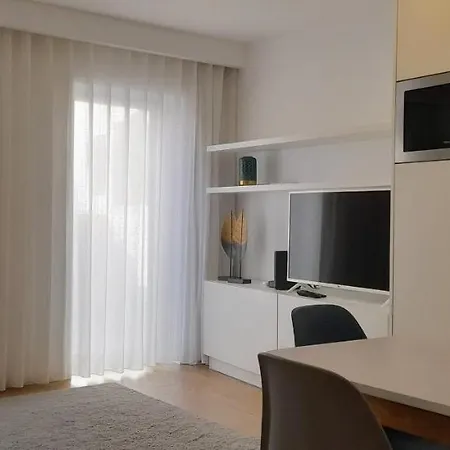 Light Brown Aveiro