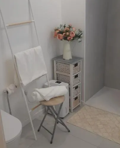 Apartment Light Brown *