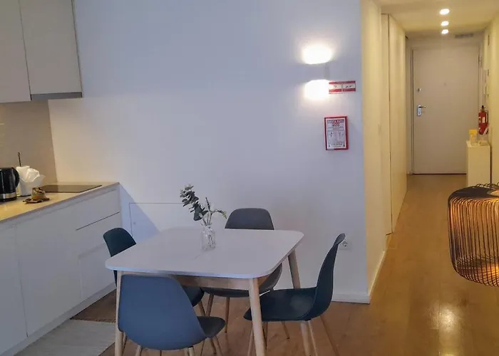 Apartment Light Brown *